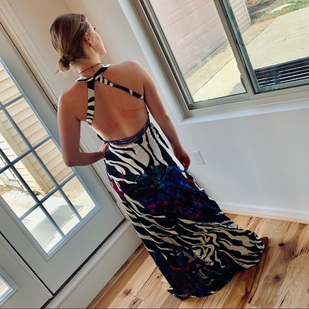 💐 Cache Colorful and Bright Floor Length Dress!